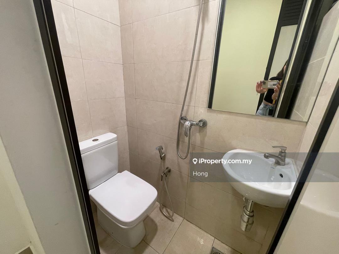 Condominium for Sale in Agile Mont Kiara by Hong - iProperty.com.my