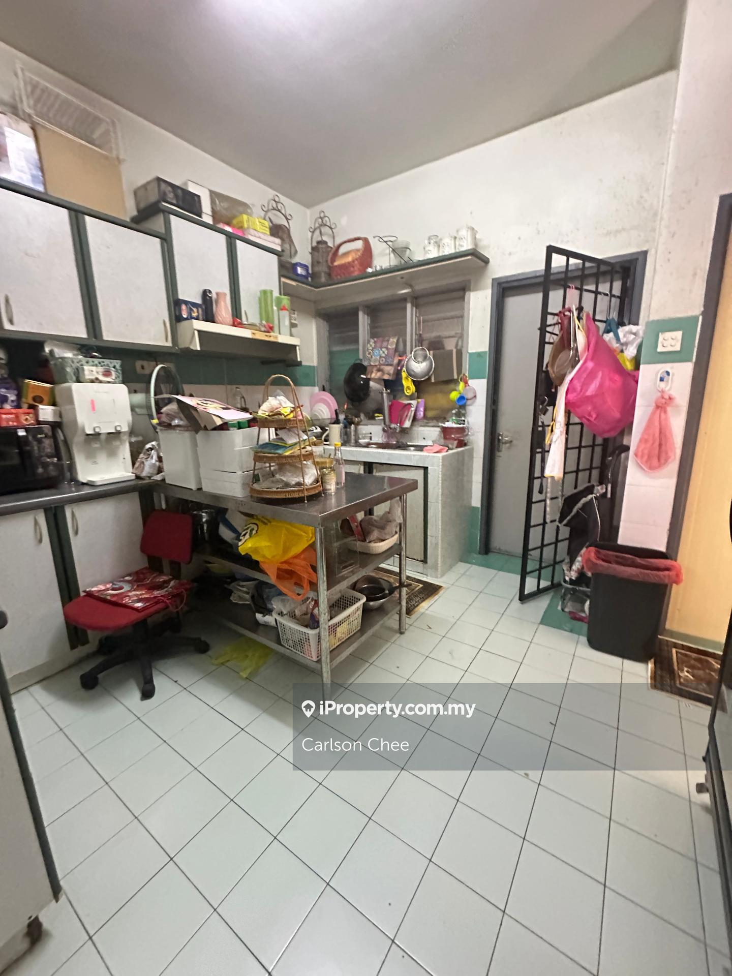 2-storey Terraced House for Sale in Usj 9, Subang Jaya by Carlson Chee - iProperty.com.my