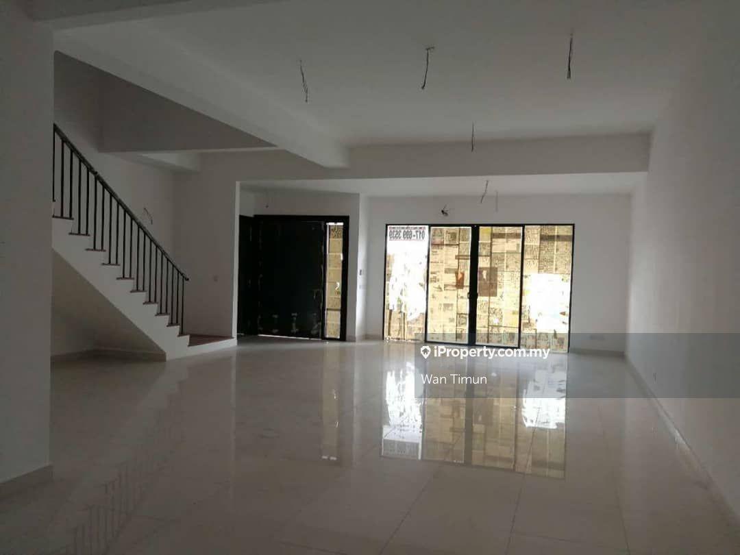 3-storey Terraced House for Sale in Duta Villa setia alam, Setia Alam by Wan Timun - iProperty.com.my