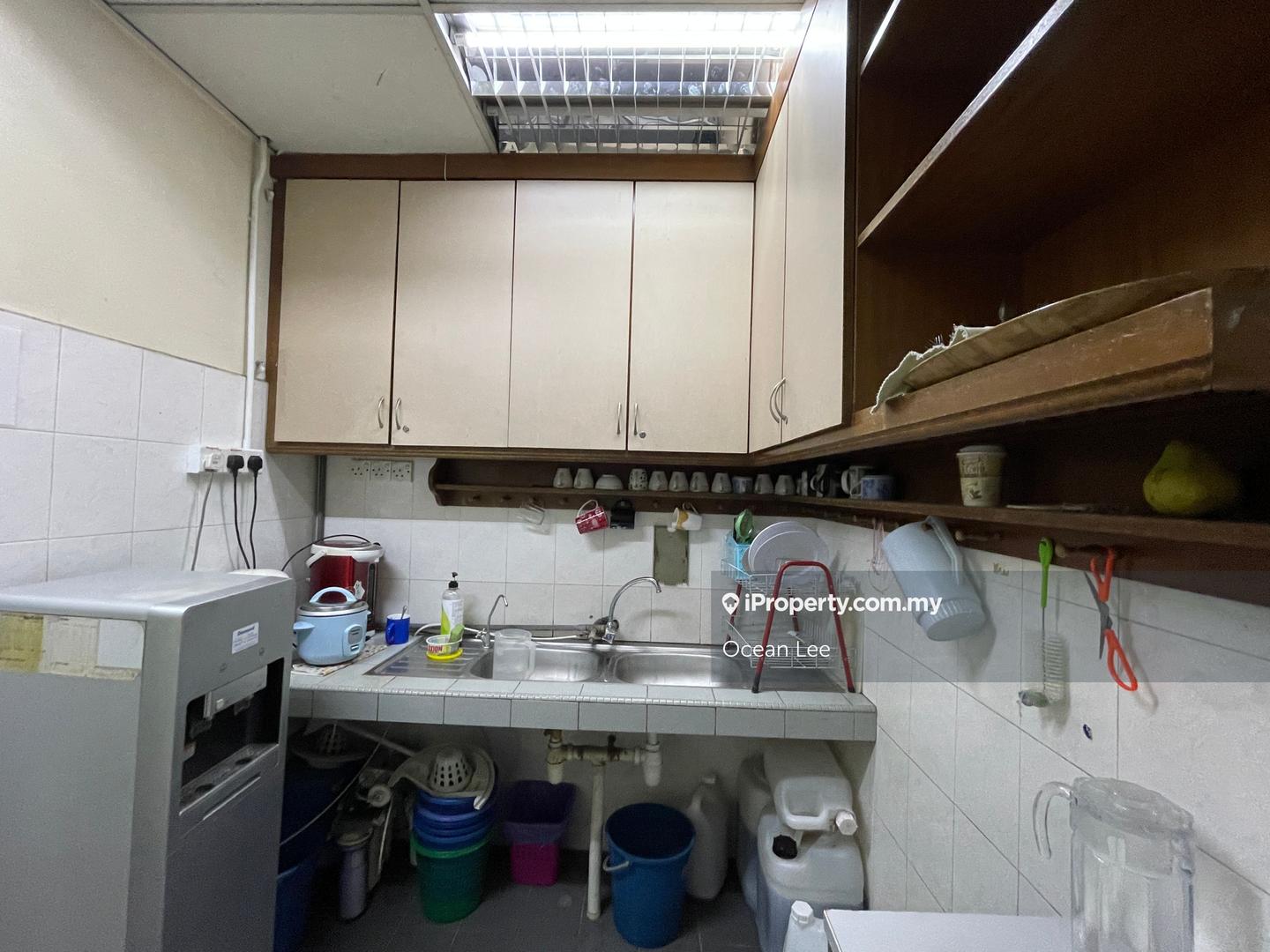 Kedai-Pejabat untuk Dijual di Taman Sg Besi Indah, Seri Kembangan oleh Ocean Lee - iProperty.com.my