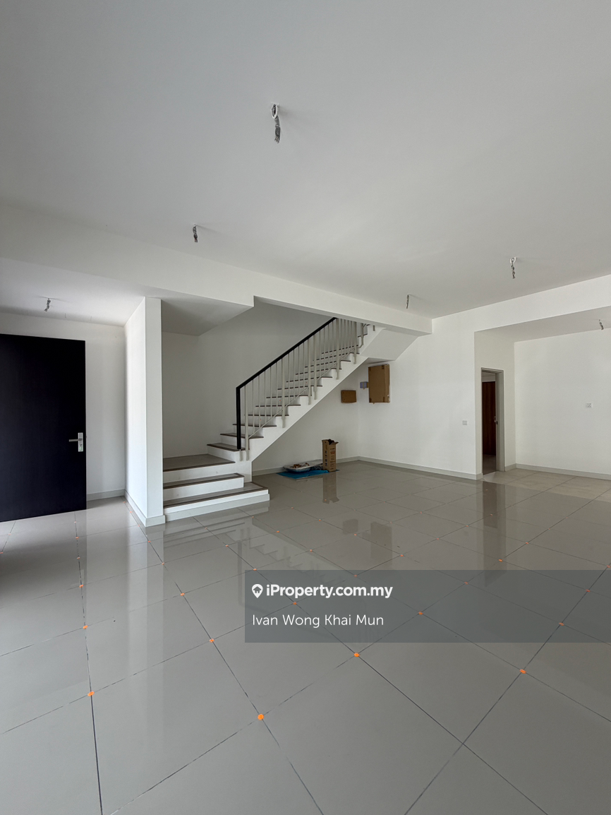 Rumah Berangkai 2 Tingkat untuk Dijual di Bandar Bukit Raja, Klang oleh Ivan Wong Khai Mun - iProperty.com.my