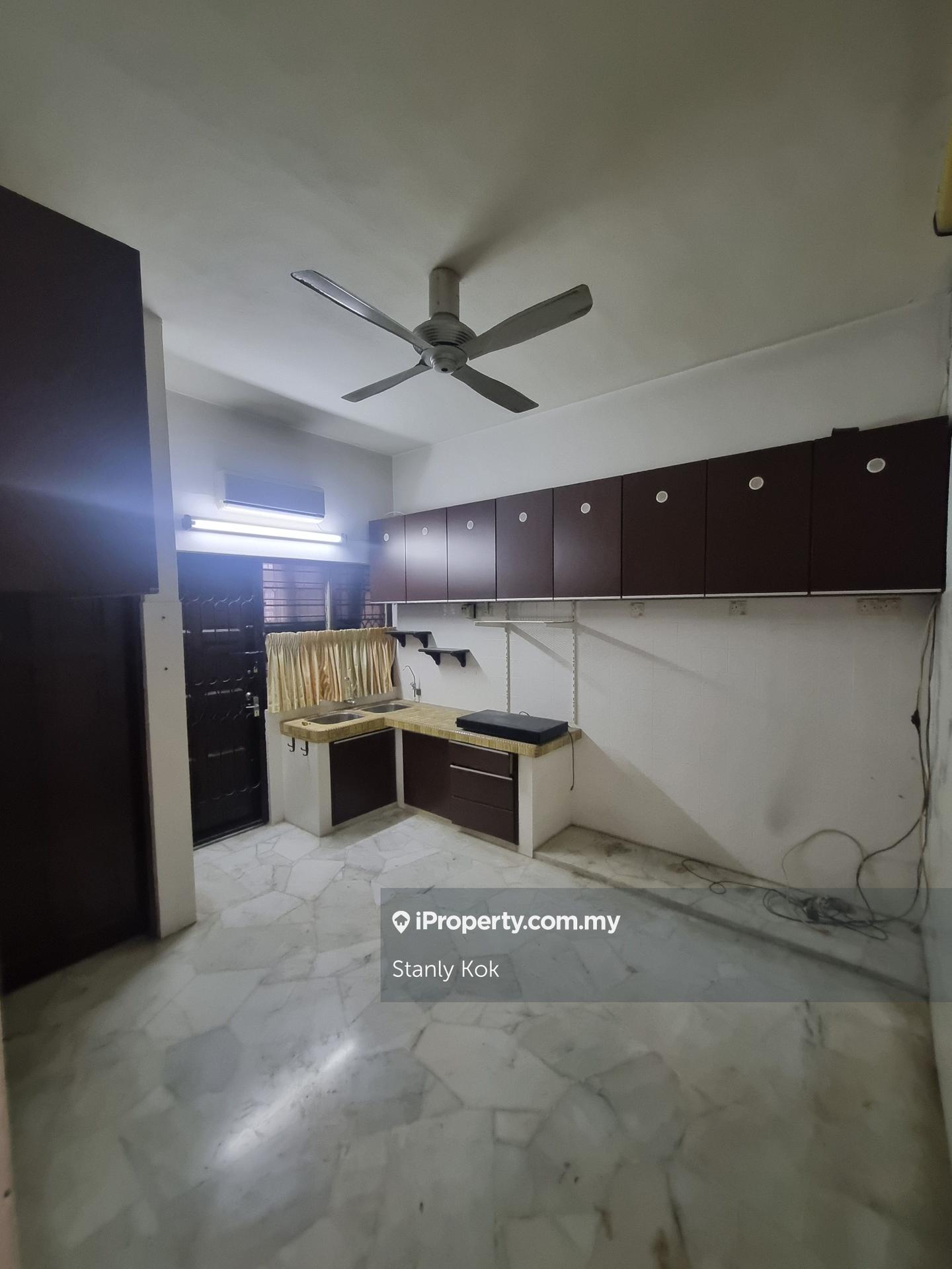 2-storey Terraced House for Sale in Taman Rapat Indah, Ipoh by Stanly Kok - iProperty.com.my