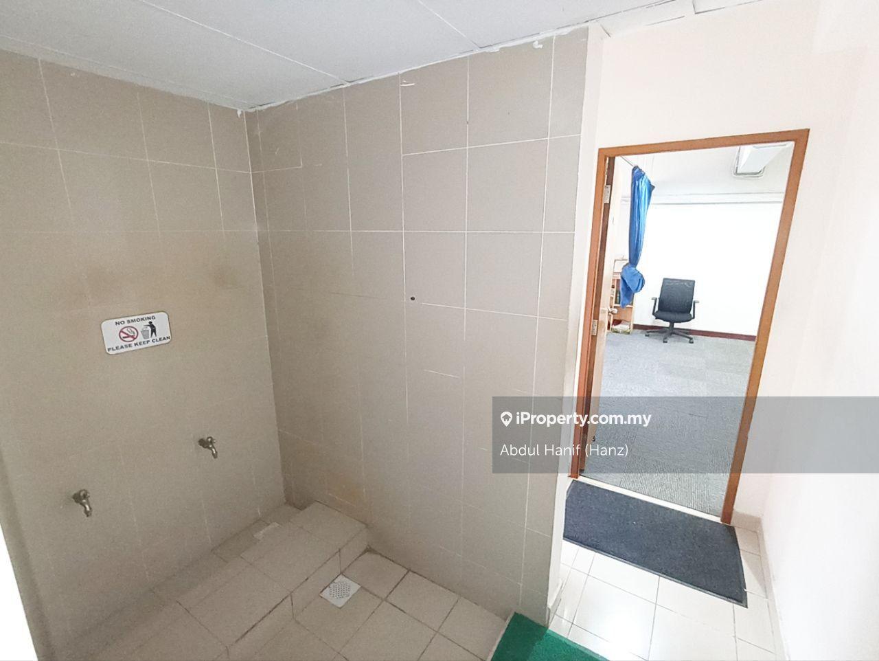 Kedai untuk Dijual di Seksyen 13, Shah Alam oleh Abdul Hanif (Hanz) - iProperty.com.my