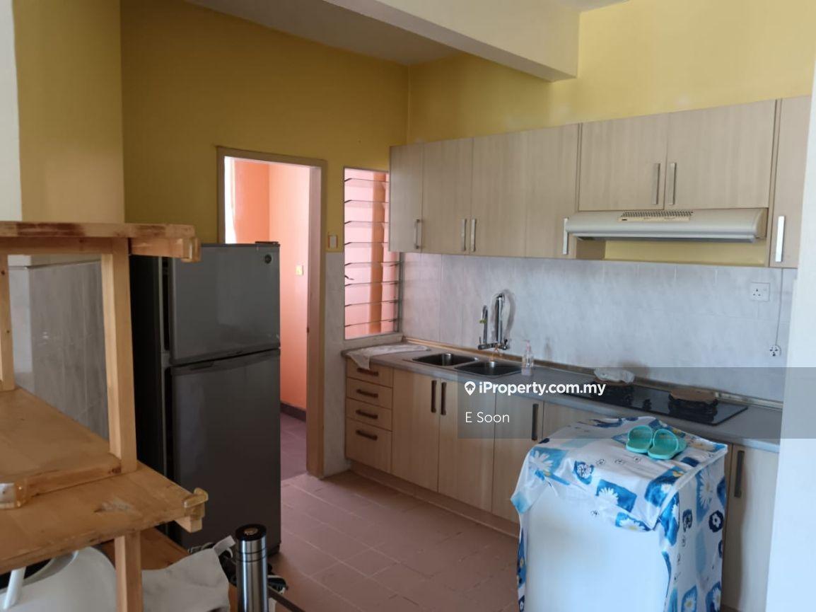 Condominium for Sale in Oakleaf Park by E Soon - iProperty.com.my