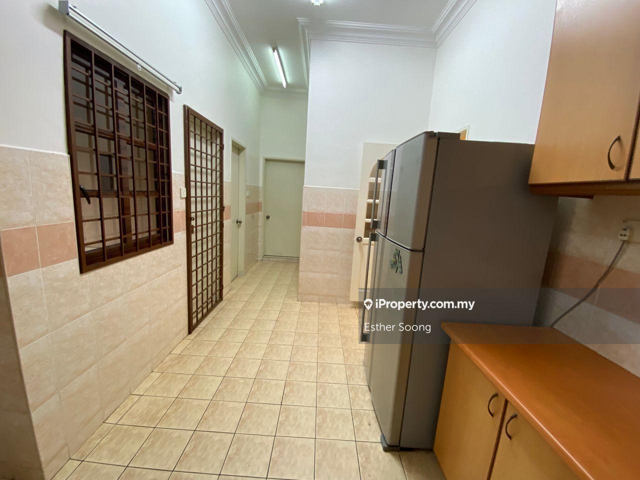 Bungalow House for Rent in Mutiara Damansara, Selangor by Esther Soong - iProperty.com.my