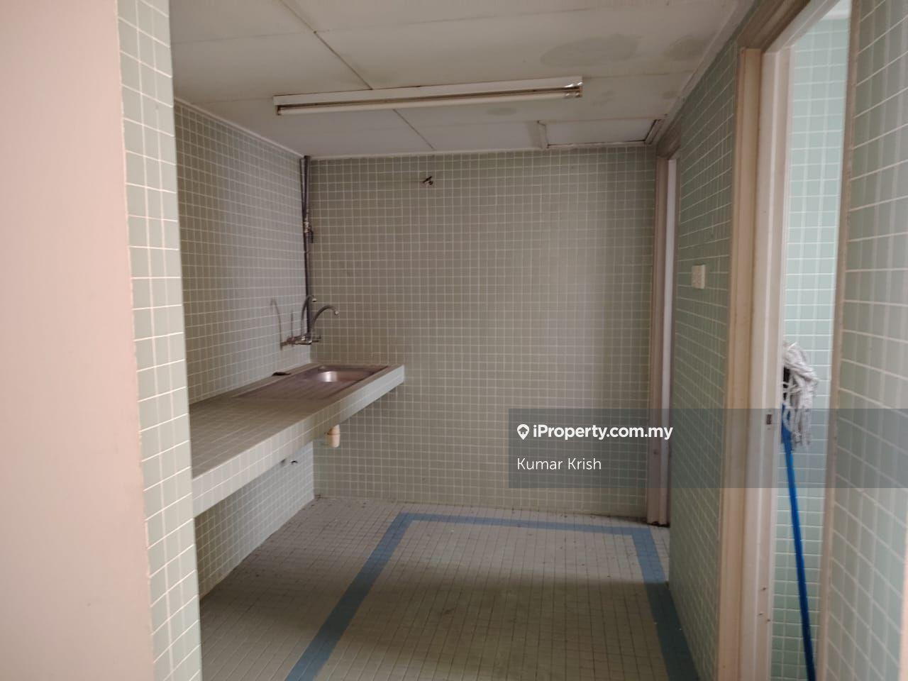 Shop-Office for Sale in Bandar Kinrara Seksyen 5, Bandar Kinrara by Kumar Krish - iProperty.com.my