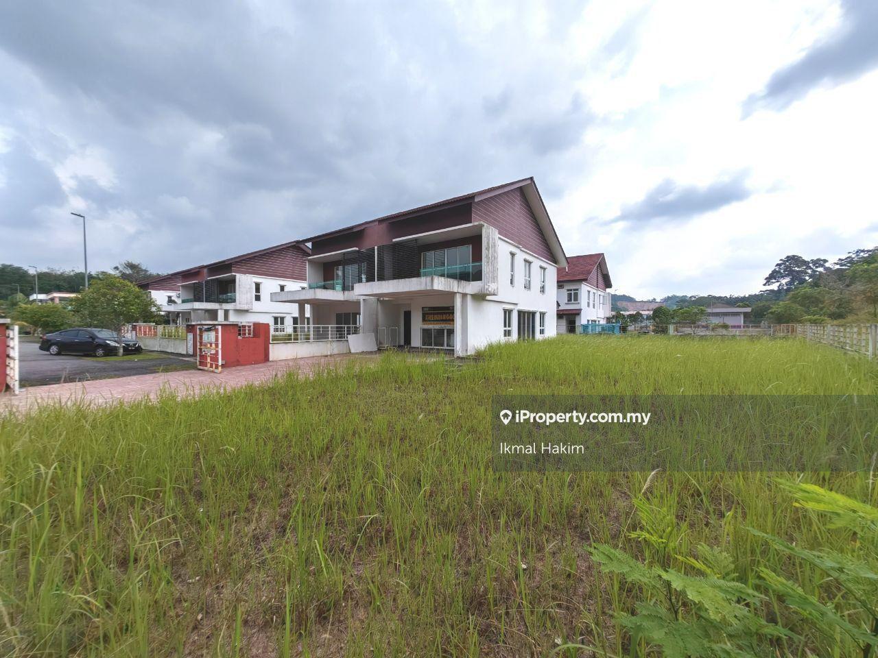 Semi-Detached House for Sale in Corner Lot Semi D 2 Sty Taman Jenderam Damai, Dengkil by Ikmal Hakim - iProperty.com.my