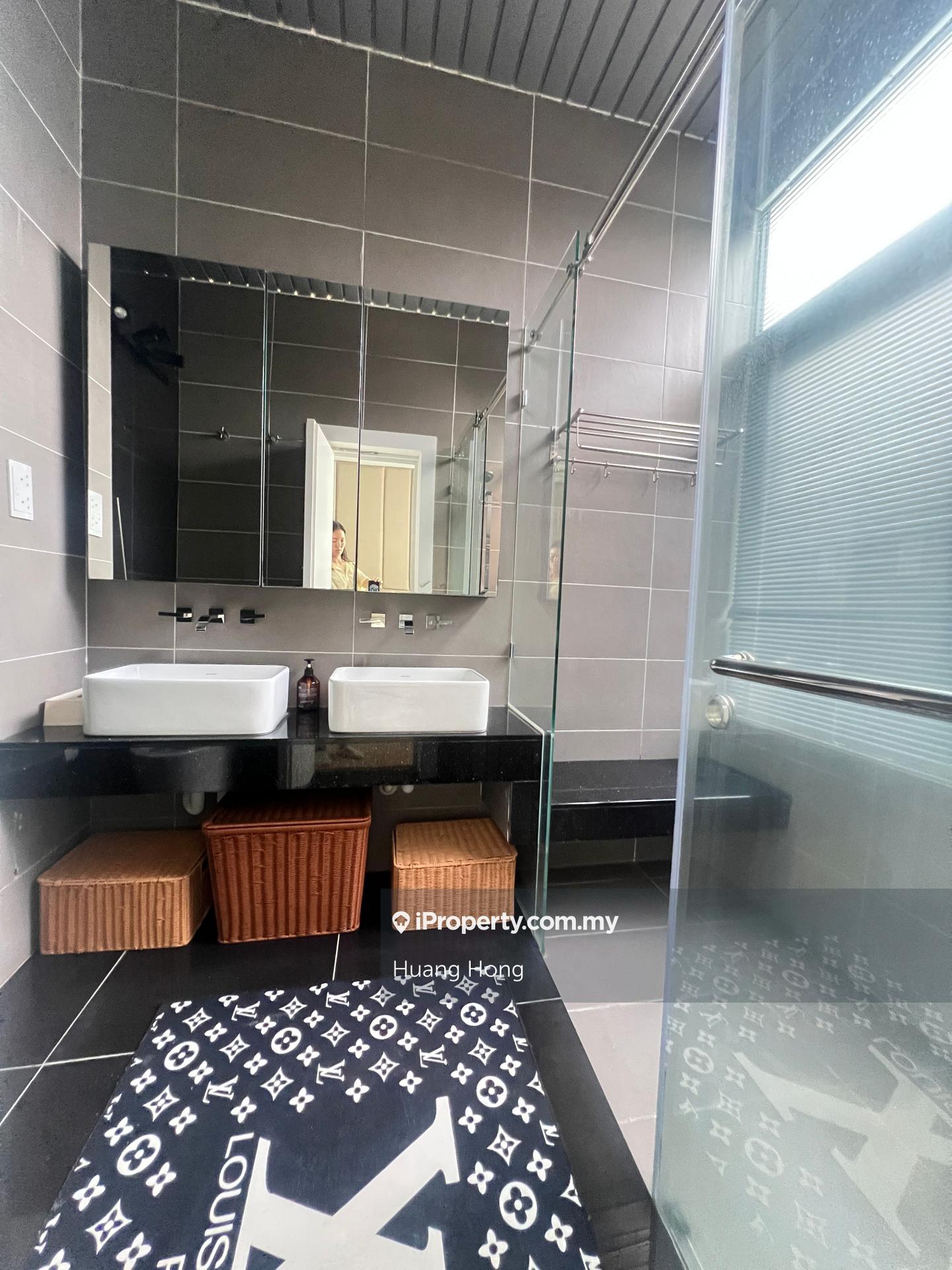 Rumah Berangkai 3 Tingkat untuk Dijual di Schubert, Symphony Hills, Cyberjaya oleh Huang Hong - iProperty.com.my