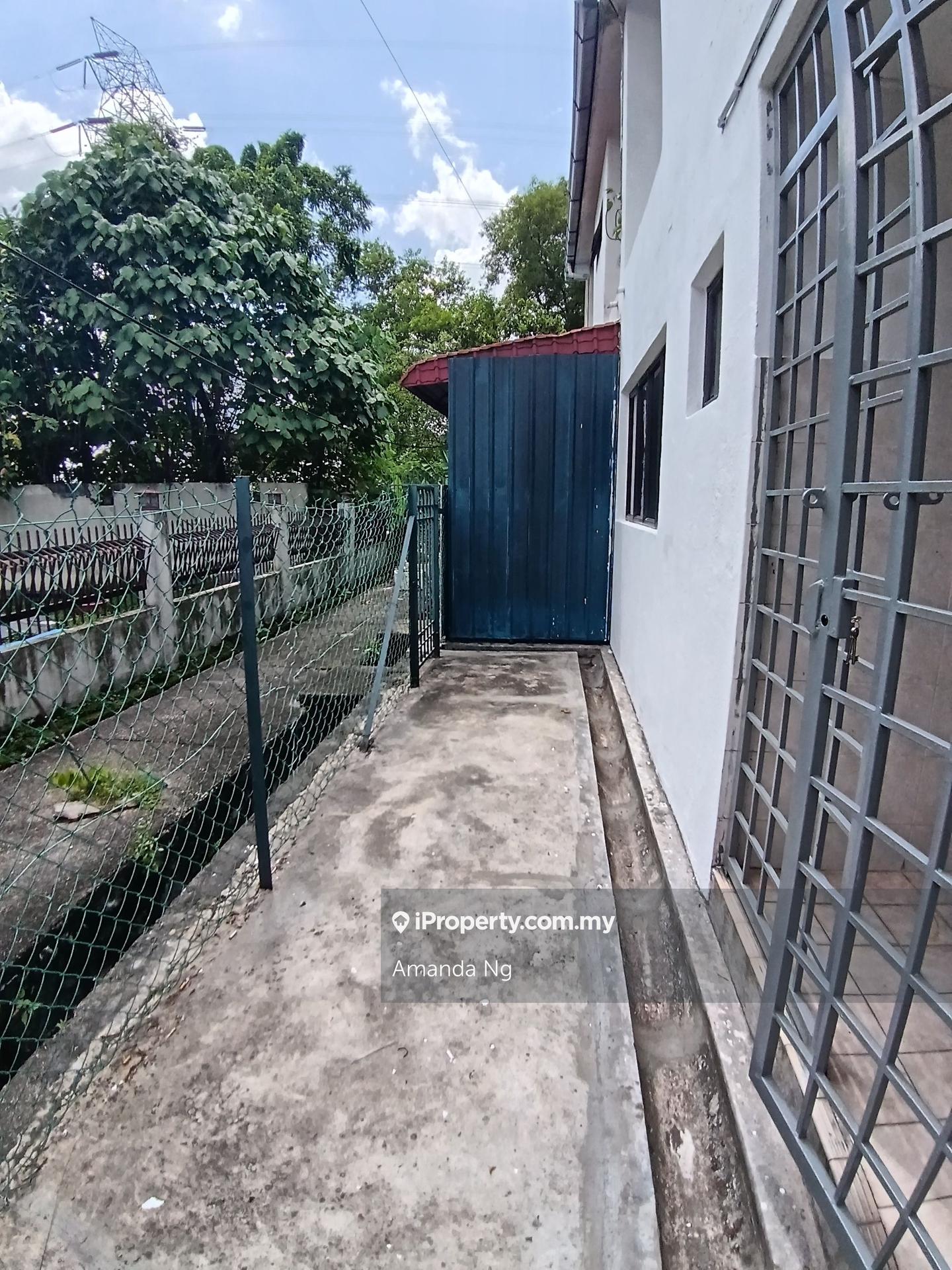 Rumah Berangkai 2 Tingkat untuk Disewa di Bandar Utama BU11, Bandar Utama oleh Amanda Ng - iProperty.com.my