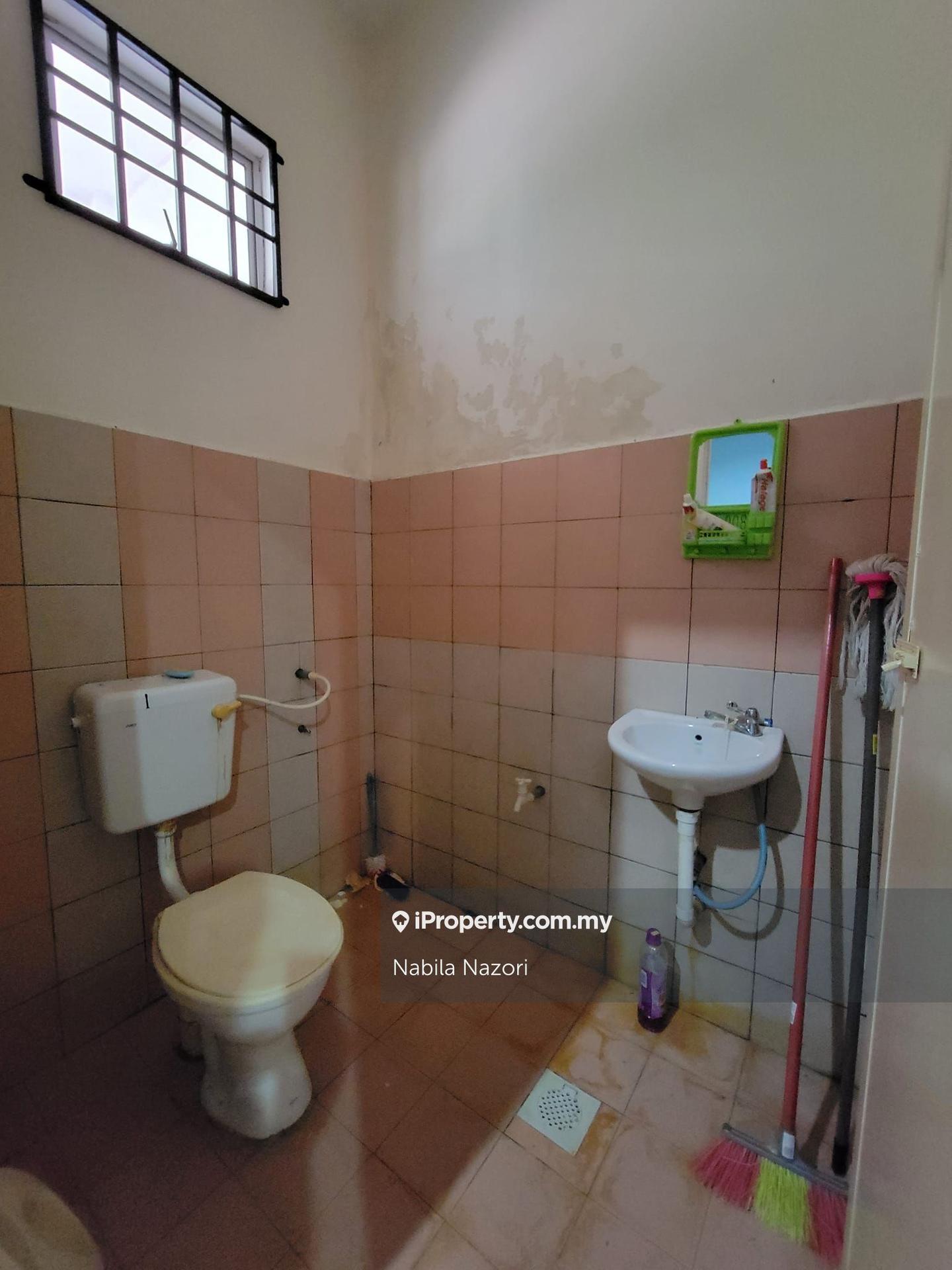 Semi-Detached House for Sale in Kadok, Kota Bharu by Nabila Nazori - iProperty.com.my