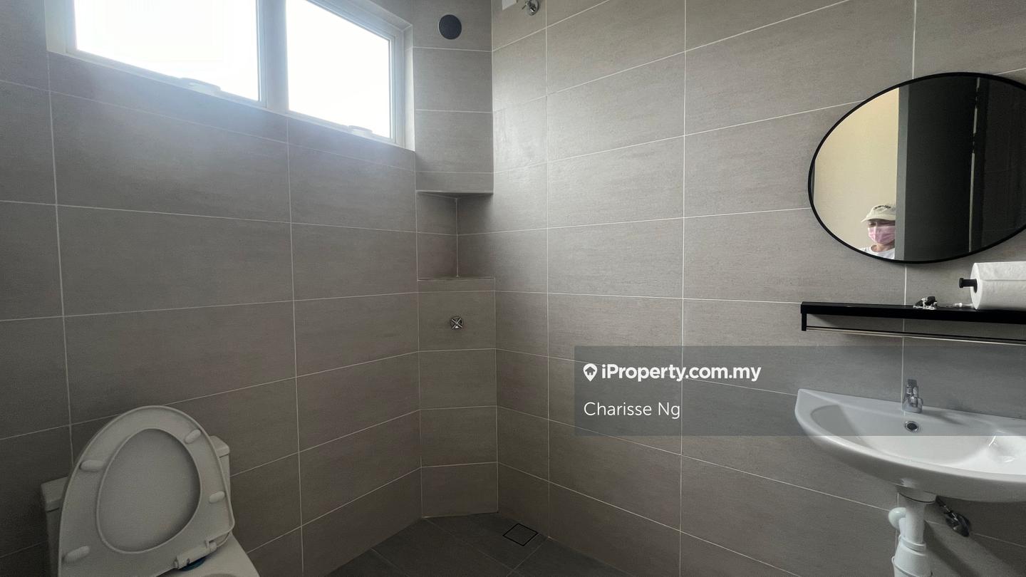 Rumah Berangkai 2 Tingkat untuk Dijual di Taman Semanja, Kajang oleh Charisse Ng - iProperty.com.my