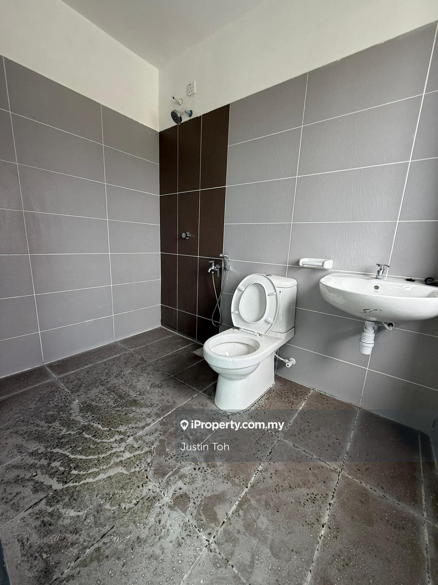 Semi-Detached House for Sale in Taman Scientex Rawang, Rawang by Justin Toh - iProperty.com.my