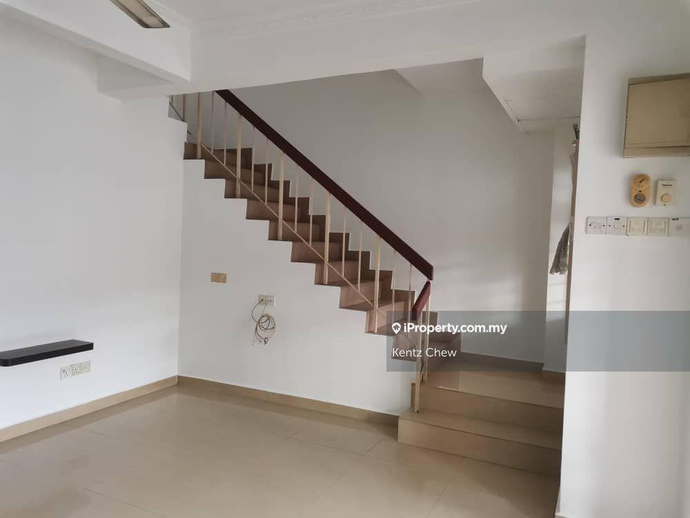 Rumah Berangkai 2 Tingkat untuk Dijual di Puchong Utama (Seksyen 8), Puchong oleh Kentz Chew - iProperty.com.my