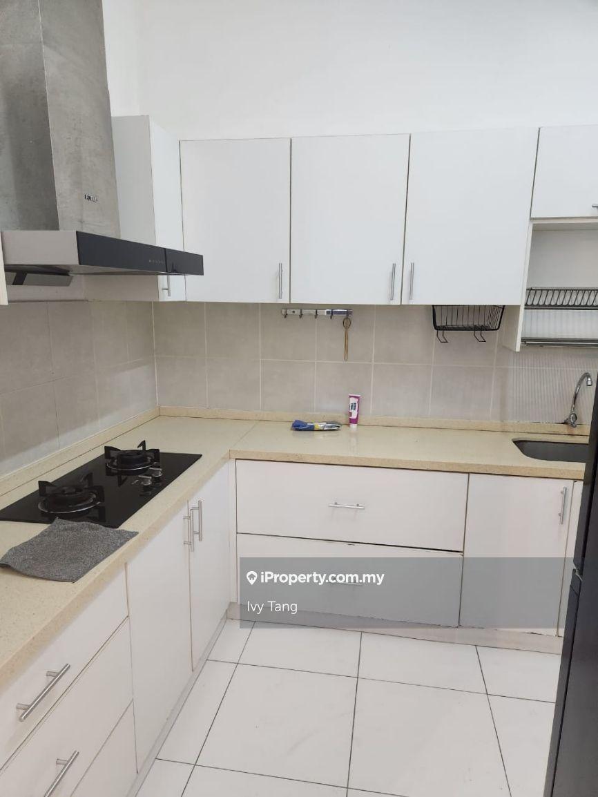 Condominium for Rent in Oasis by Ivy Tang - iProperty.com.my