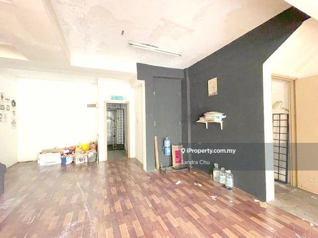 Shop for Sale in Taman Ampang Hilir, Ampang by Sandra Chu - iProperty.com.my