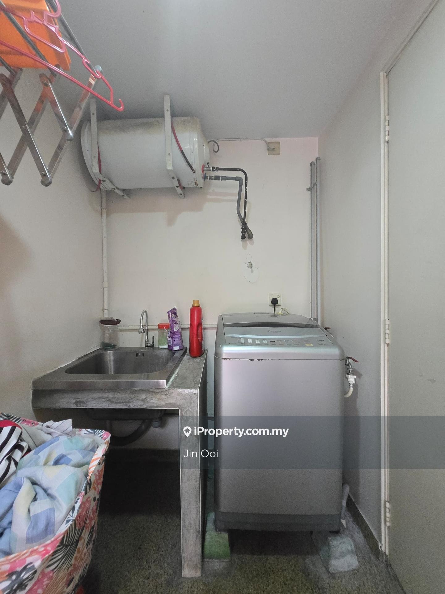 Condominium for Sale in Mont Kiara Pines by Jin Ooi - iProperty.com.my