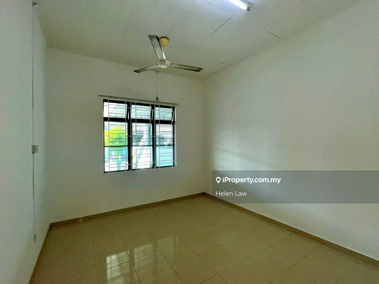 Rumah Teres untuk Dijual di Taman Bukit Katil Damai, Bukit Katil oleh Helen Law - iProperty.com.my