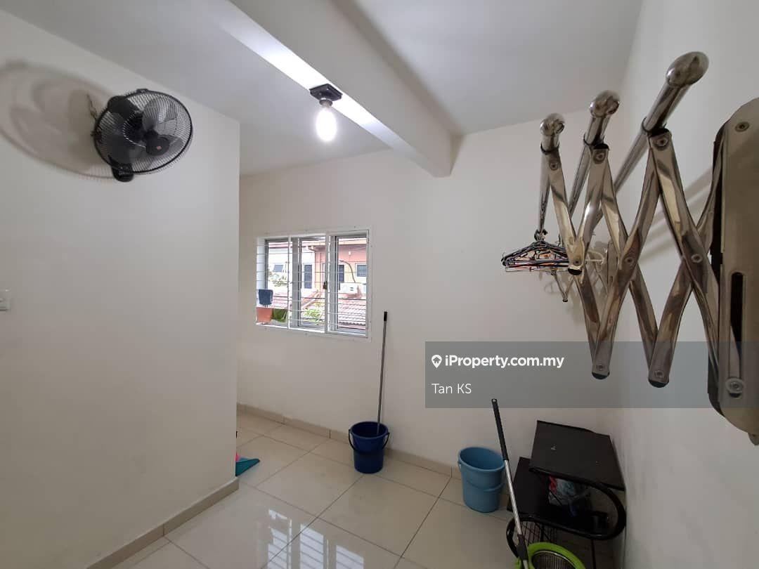 Rumah Berangkai 2 Tingkat untuk Dijual di Taman Bayu Emas, Klang oleh Tan KS - iProperty.com.my
