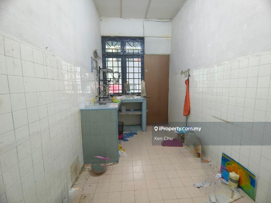 Townhouse for Sale in Taman Bukit Teratai, Ampang by Ken Chu - iProperty.com.my