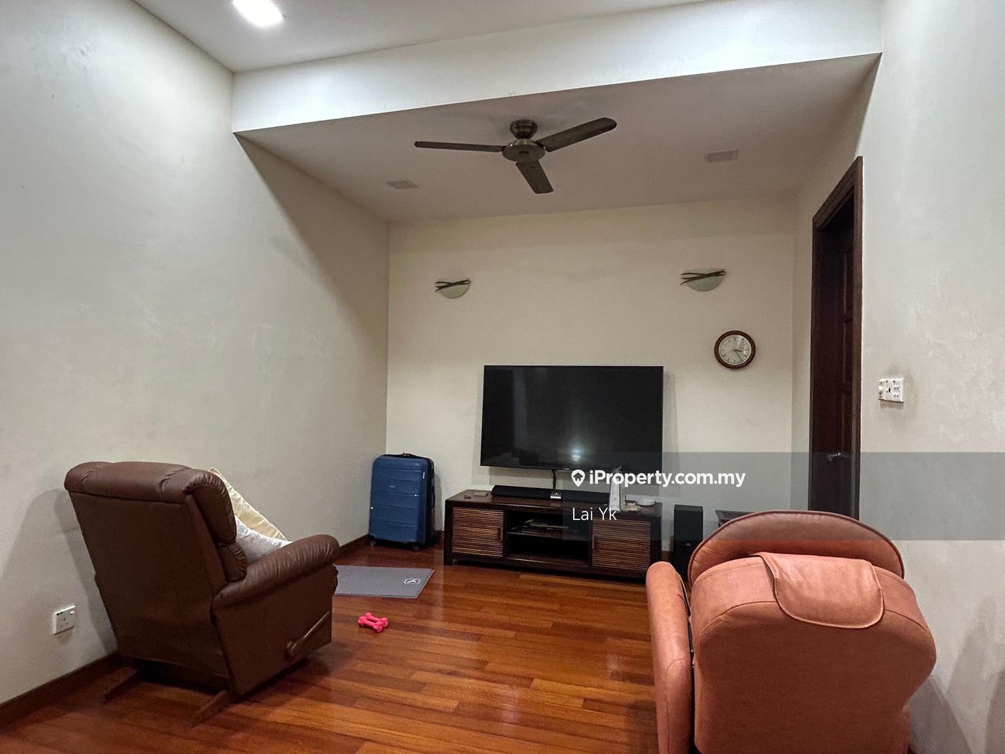 Bungalow House for Sale in Subang Heights, Subang Jaya by Lai Yk - iProperty.com.my