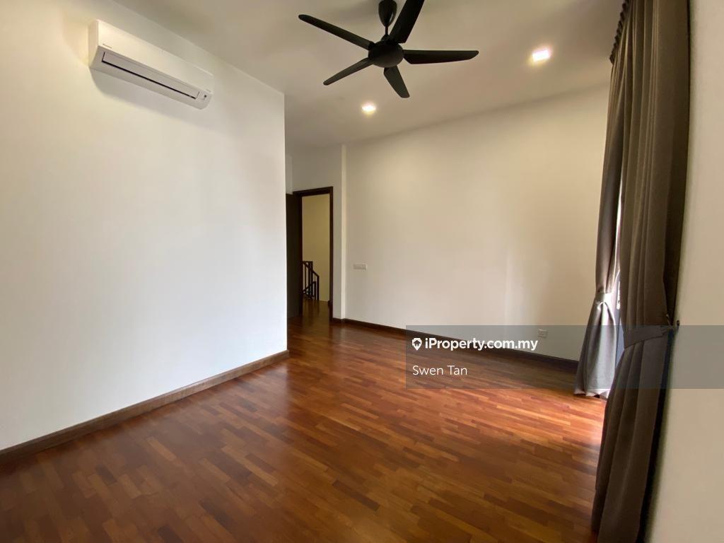 Rumah Berangkai 2 Tingkat untuk Dijual di Telok Panglima Garang, Selangor oleh Swen Tan - iProperty.com.my