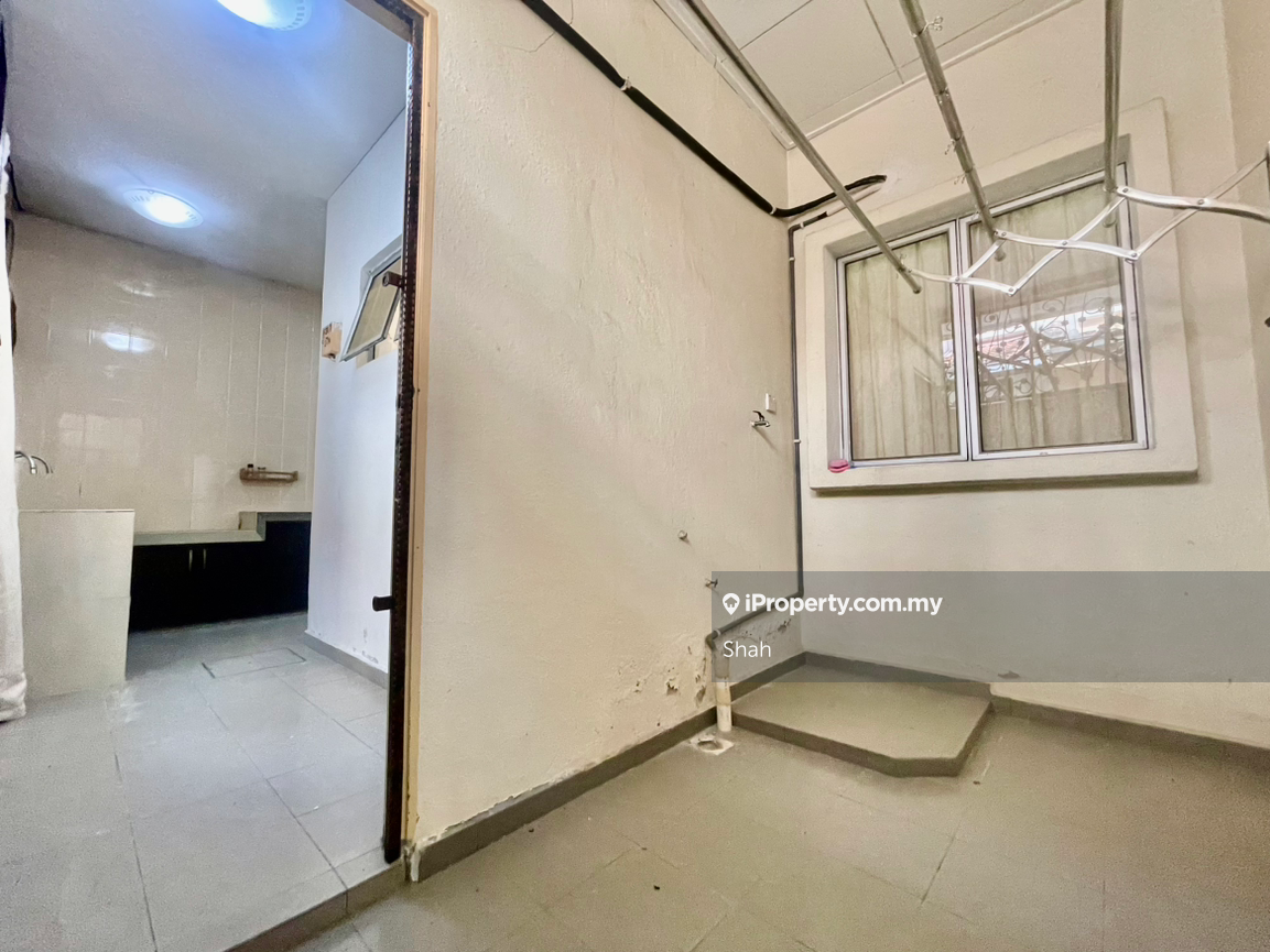 Rumah Berangkai 2 Tingkat untuk Dijual di Kelana Jaya, Petaling Jaya oleh Shah - iProperty.com.my