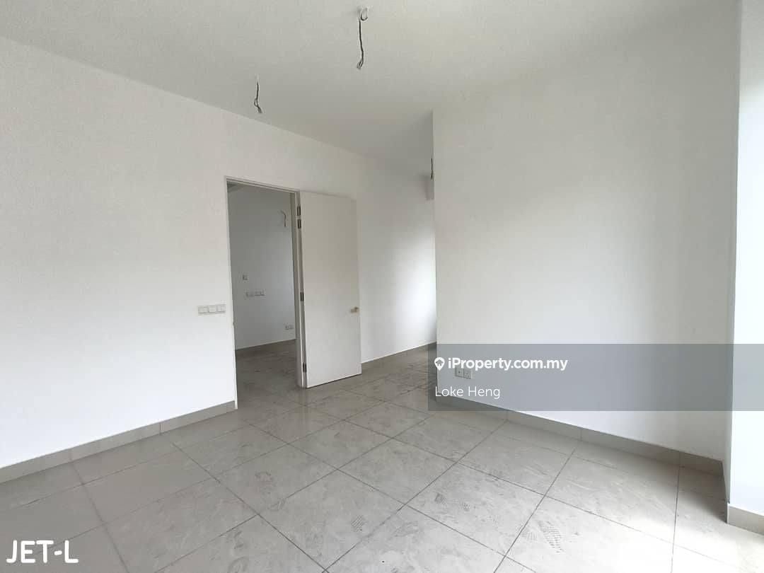 Semi-Detached House for Sale in Setia Utama, Setia Alam by Loke Heng - iProperty.com.my