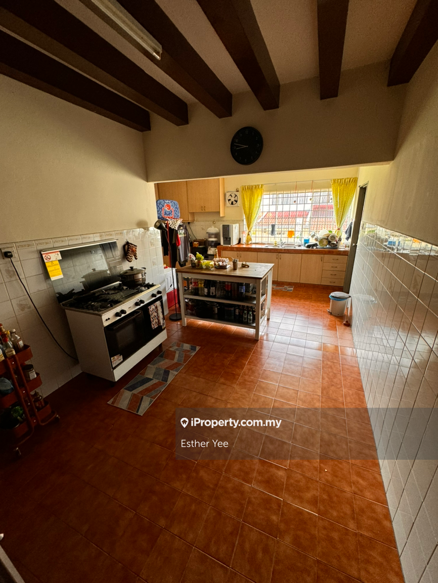 Semi-Detached House for Sale in Bukit Ledang, Damansara Heights by Esther Yee - iProperty.com.my