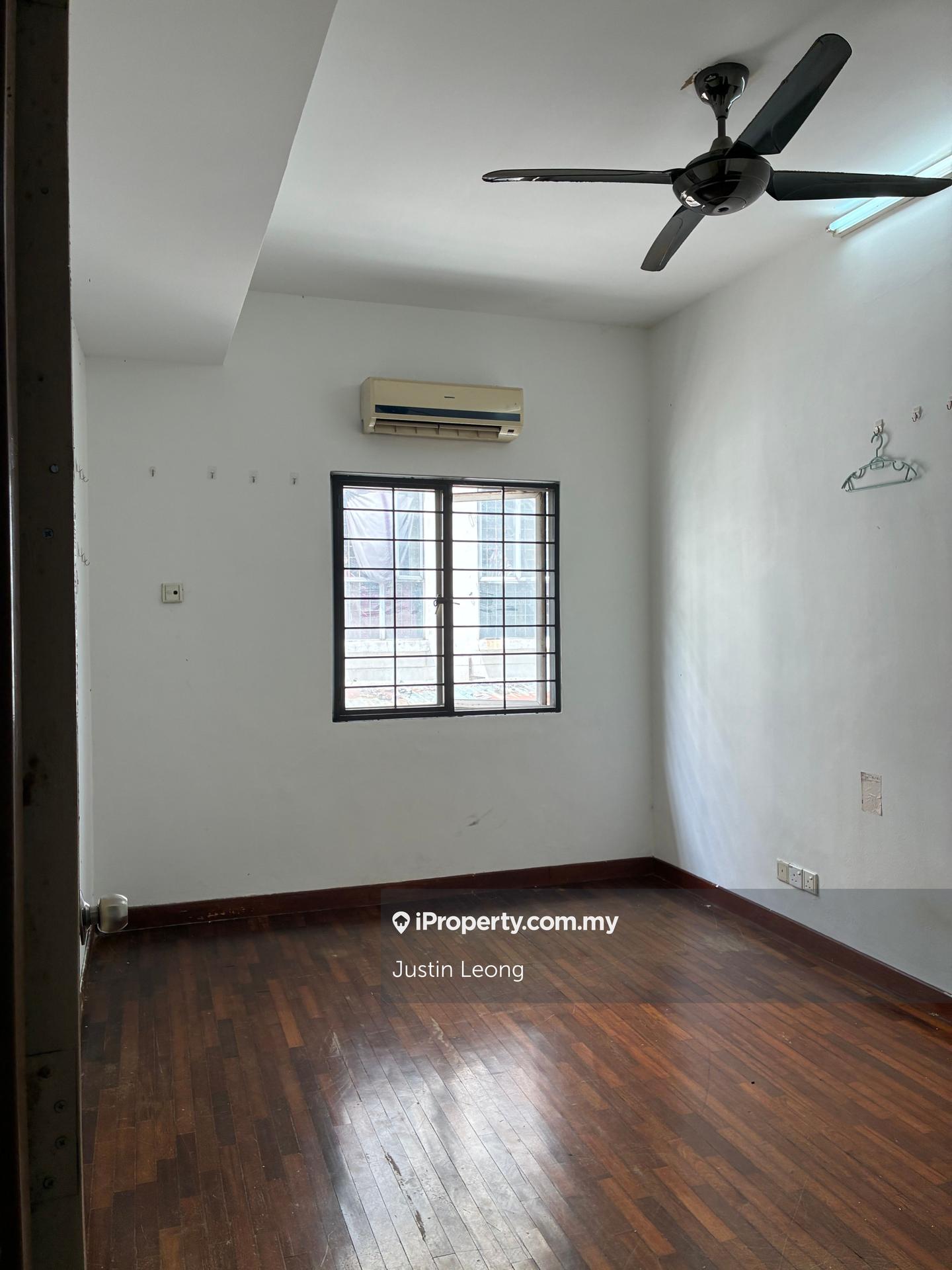 Rumah Berangkai 3 Tingkat untuk Dijual di Taman Suria Setapak, Setapak oleh Justin Leong - iProperty.com.my