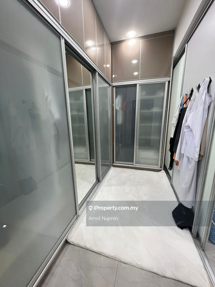 Rumah Berangkai 2.5 Tingkat untuk Dijual di Bandar Nusaputra, Puchong oleh Amril Najmin - iProperty.com.my