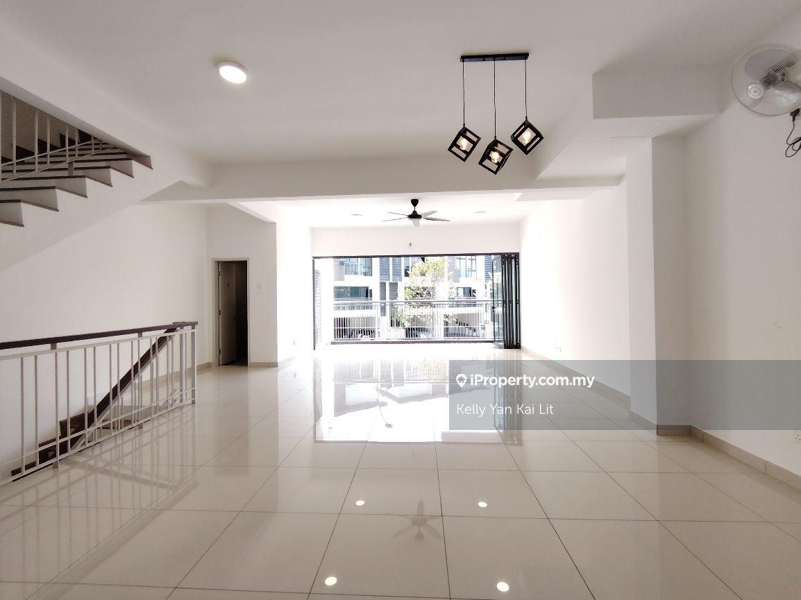 3-storey Terraced House for Sale in Park Residence, Seri Kembangan by Kelly Yan Kai Lit - iProperty.com.my