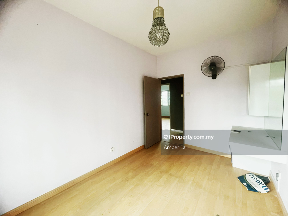 Kondominium untuk Dijual di Dynasty Garden Condominium oleh Amber Lai - iProperty.com.my