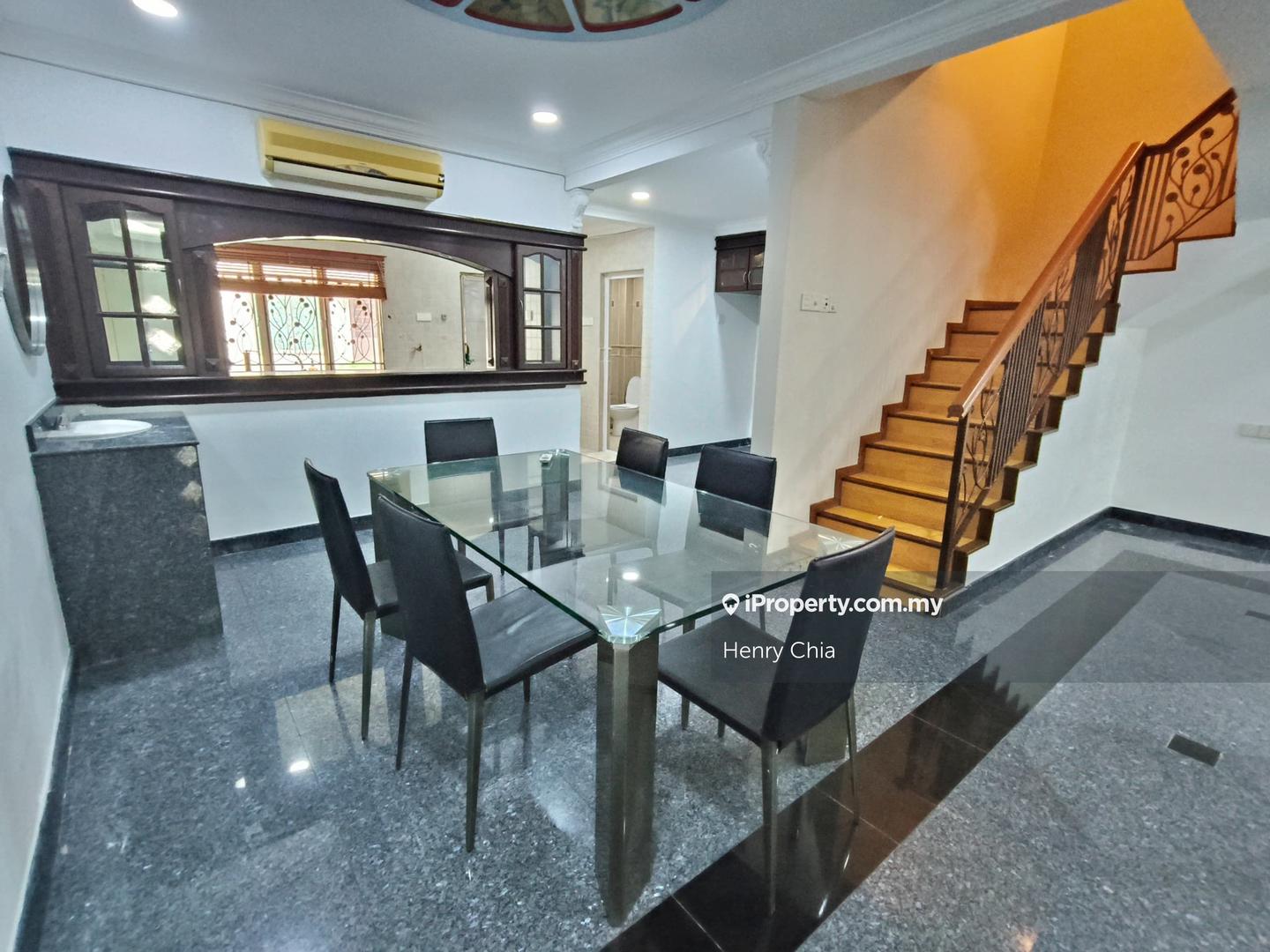 Rumah Berangkai 2 Tingkat untuk Disewa di Taman Bukit Pantai, Bangsar oleh Henry Chia - iProperty.com.my