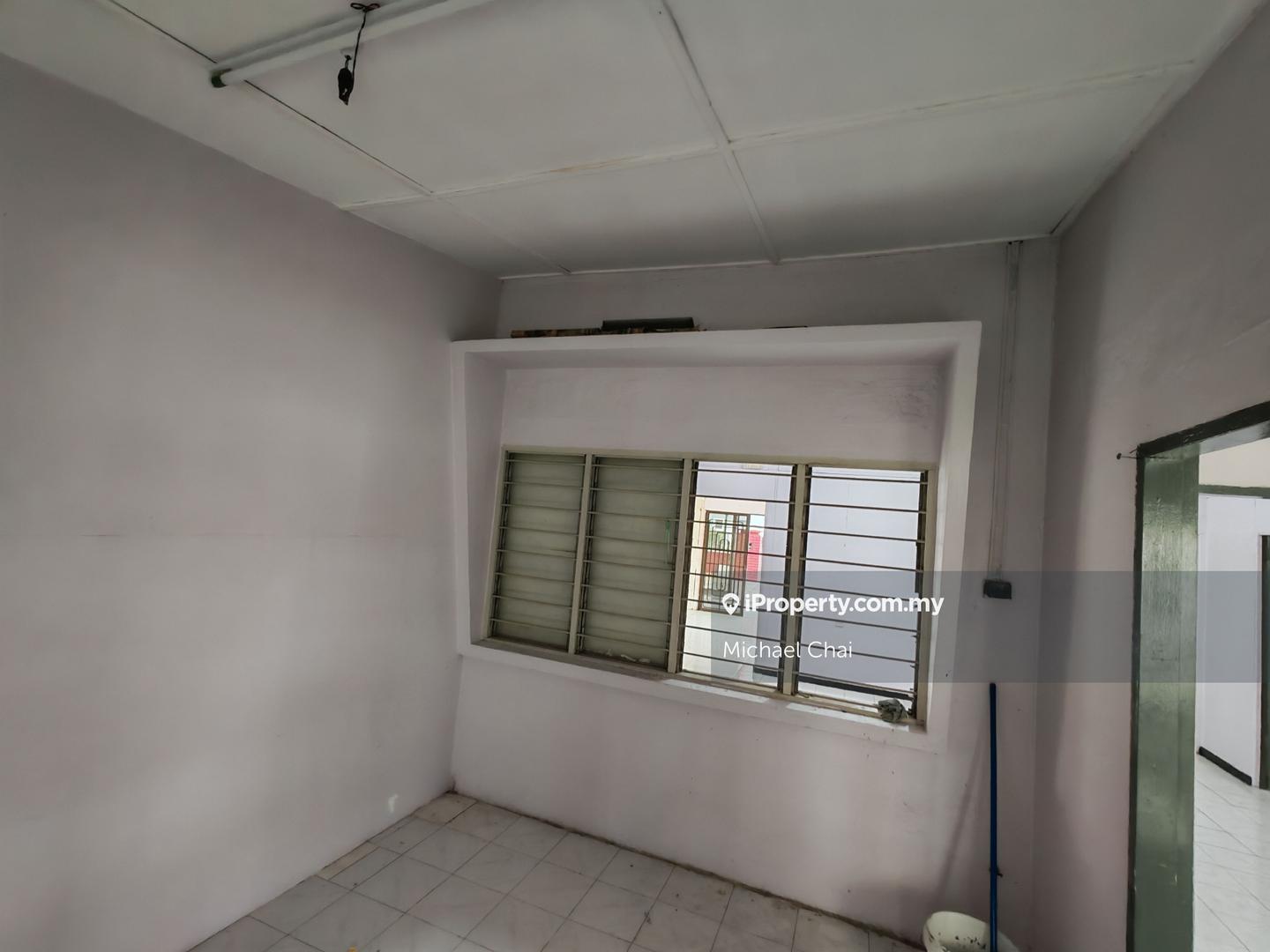 Bungalow House for Sale in Batu 14, Puchong by Michael Chai - iProperty.com.my