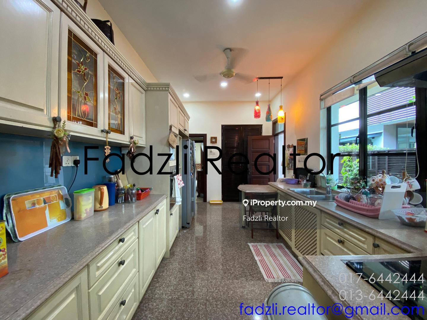 Bungalow House for Sale in Bukit Gita Bayu, Seri Kembangan by Fadzli Realtor - iProperty.com.my