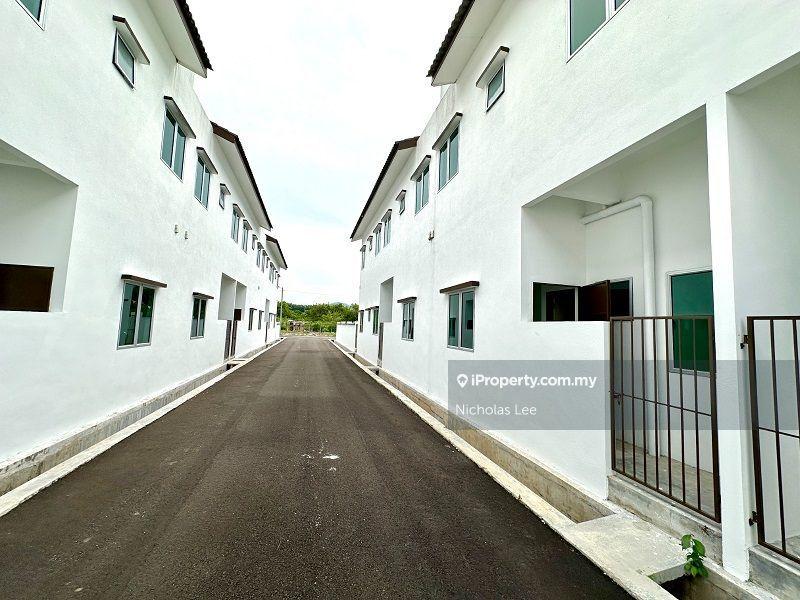 Rumah Berangkai 2 Tingkat untuk Dijual di Anjung Bercham Utama, Ipoh oleh Nicholas Lee - iProperty.com.my
