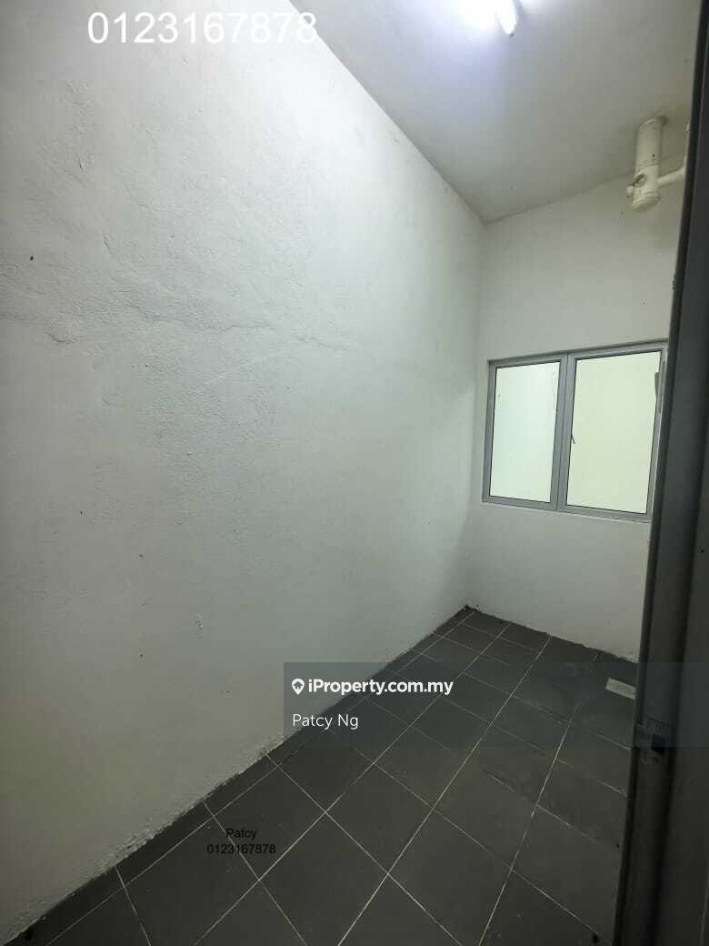 Pangsapuri untuk Dijual di Suria Residence oleh Patcy Ng - iProperty.com.my