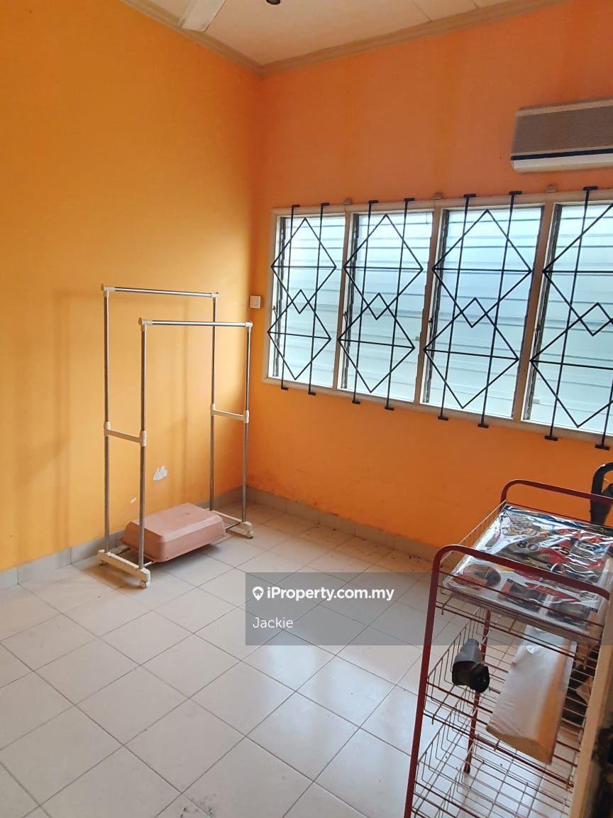 Bungalow House for Sale in Kampung Tunku, Petaling Jaya by Jackie - iProperty.com.my