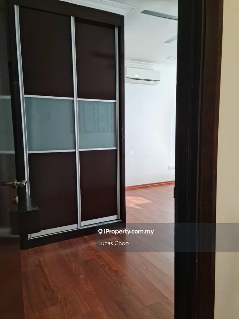 Rumah Berkembar untuk Dijual di Beverly Heights, Ampang oleh Lucas Choo - iProperty.com.my