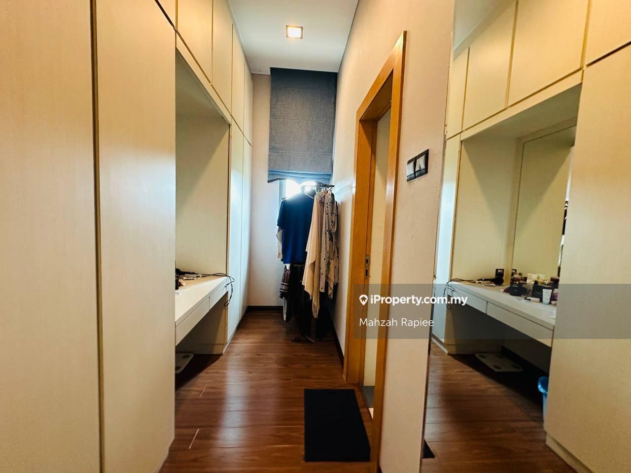Banglo untuk Dijual di Perdana Lakeview East, Cyberjaya oleh Mahzah Rapiee - iProperty.com.my
