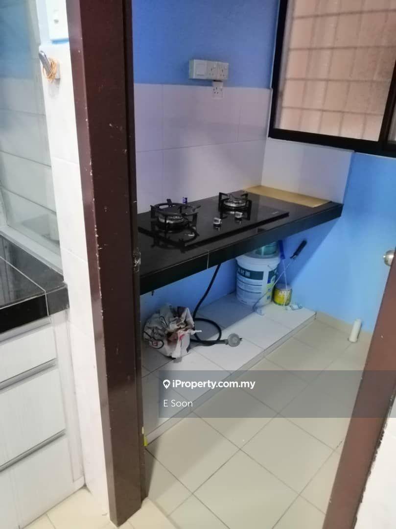 Condominium for Sale in Oakleaf Park by E Soon - iProperty.com.my