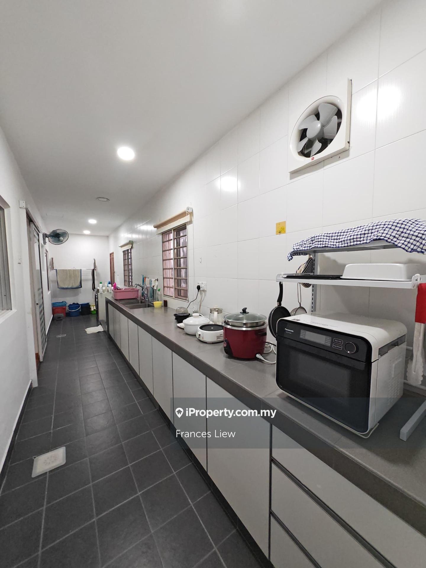 Rumah Berkembar untuk Dijual di Taman Puncak Jalil, Seri Kembangan oleh Frances Liew - iProperty.com.my