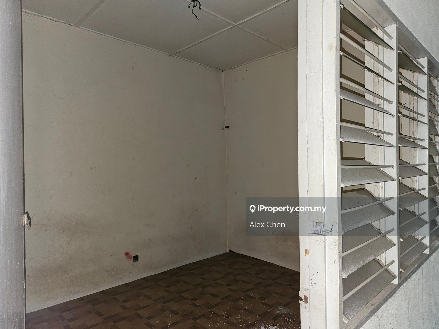 Kedai untuk Dijual di Taman Rakan, Kajang oleh Alex Chen - iProperty.com.my