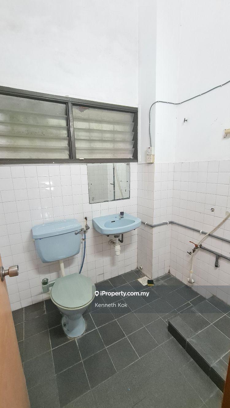 Rumah Berangkai 2 Tingkat untuk Dijual di SS18, Subang Jaya oleh Kenneth Kok - iProperty.com.my