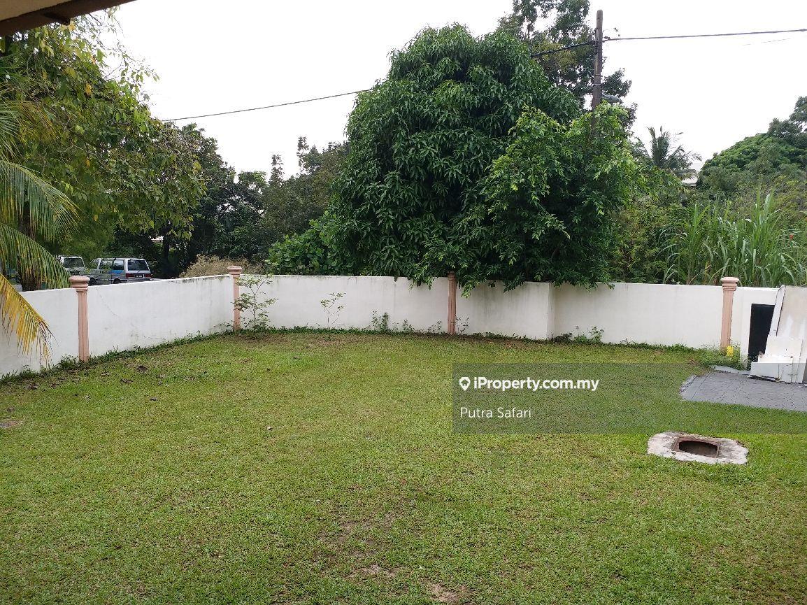 Semi-Detached House for Sale in sek 9, seksyen 9, shah alam, sec 9, section 9, Shah Alam by Putra Safari - iProperty.com.my