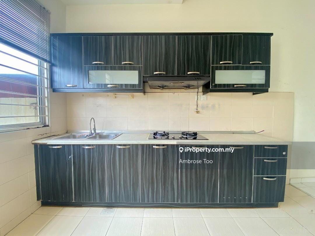 Rumah Berkembar untuk Dijual di Taman Anggun, Rawang oleh Ambrose Too - iProperty.com.my