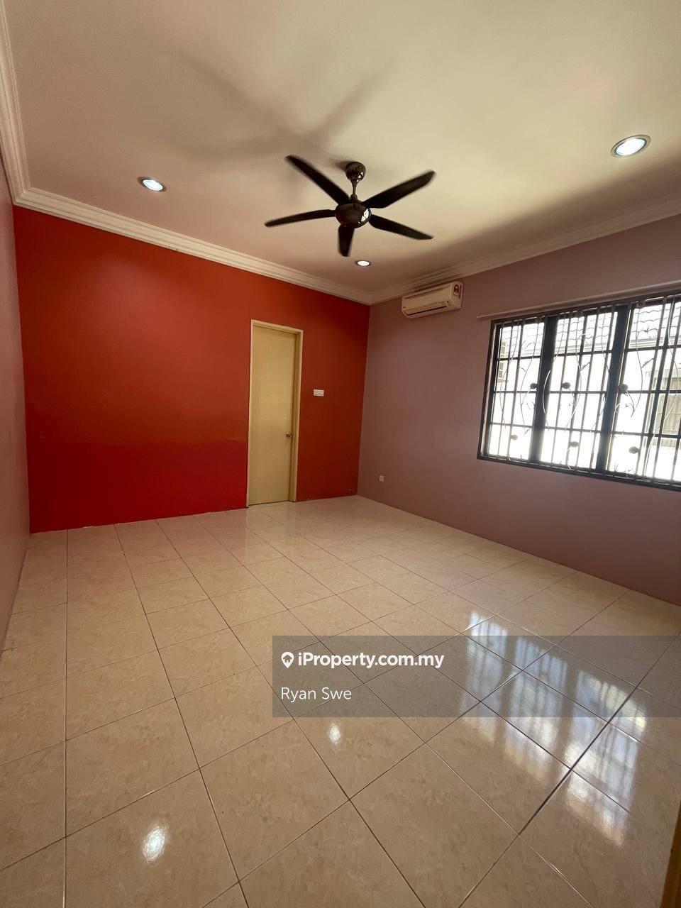 Semi-Detached House for Sale in Bandar Nusaputra, Puchong by Ryan Swe - iProperty.com.my