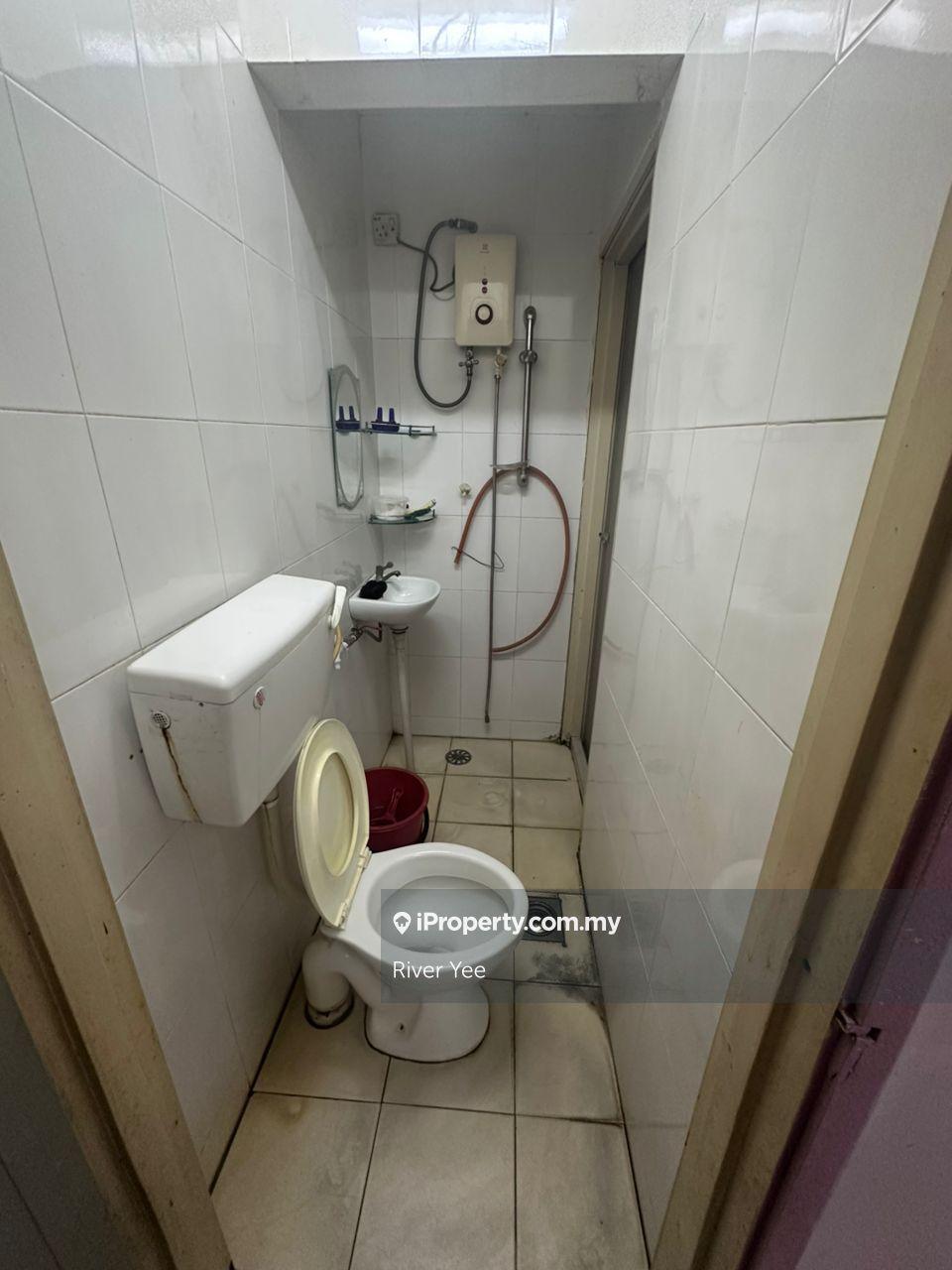 Rumah Berangkai 2 Tingkat untuk Dijual di Taman Castlefield, Sri Petaling oleh River Yee - iProperty.com.my