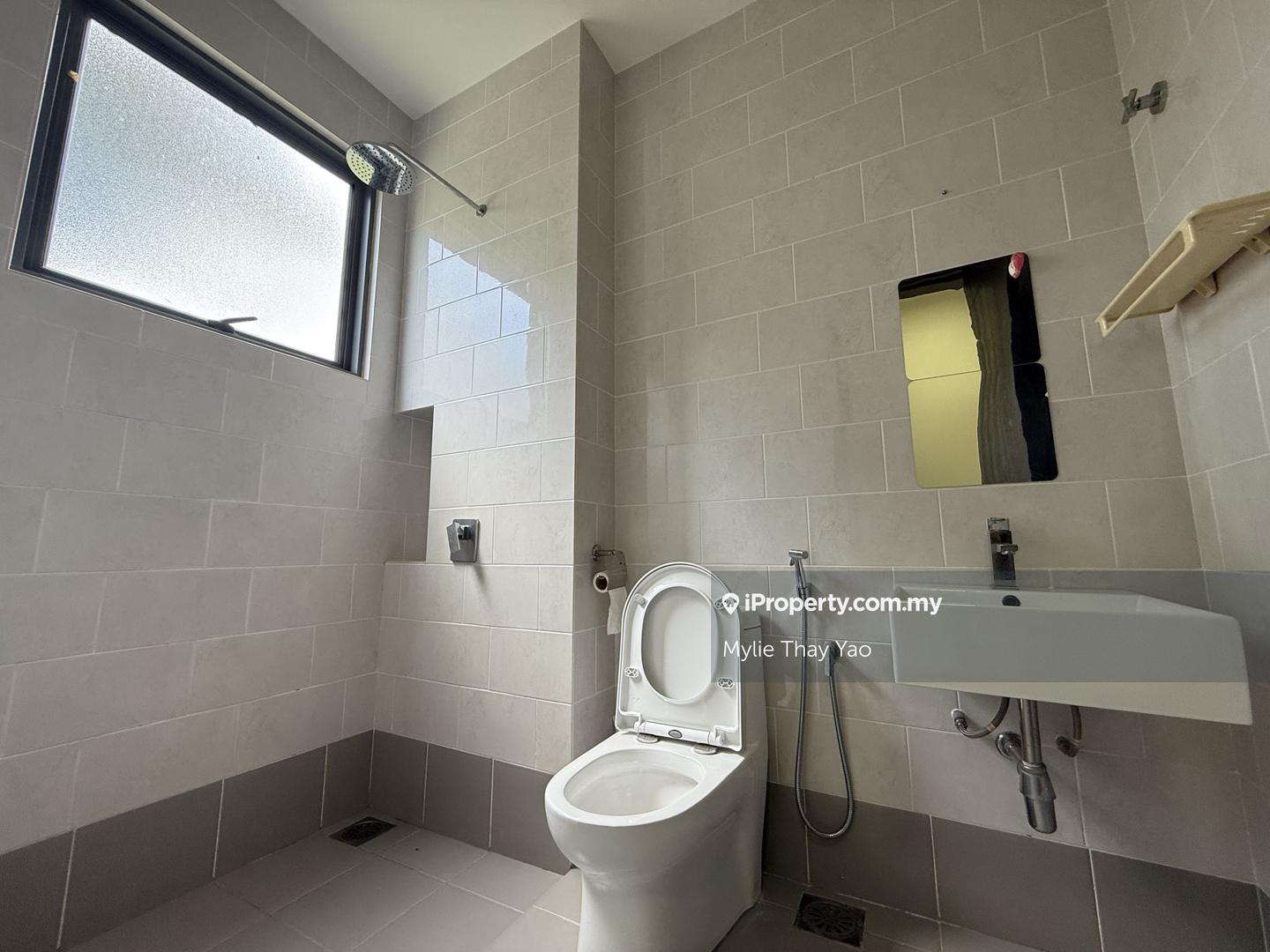 Rumah Berkembar untuk Dijual di Seremban 2, Seremban oleh Mylie Thay Yao - iProperty.com.my