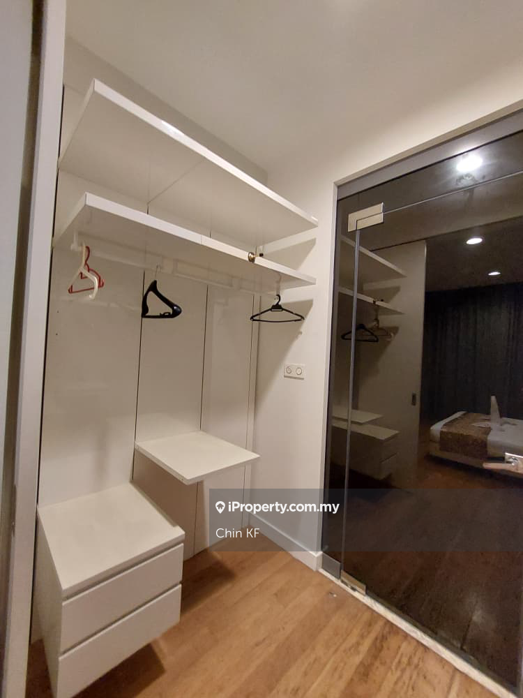 Service Residence for Sale in The Face Suites (Platinum Suites) by Chin KF - iProperty.com.my